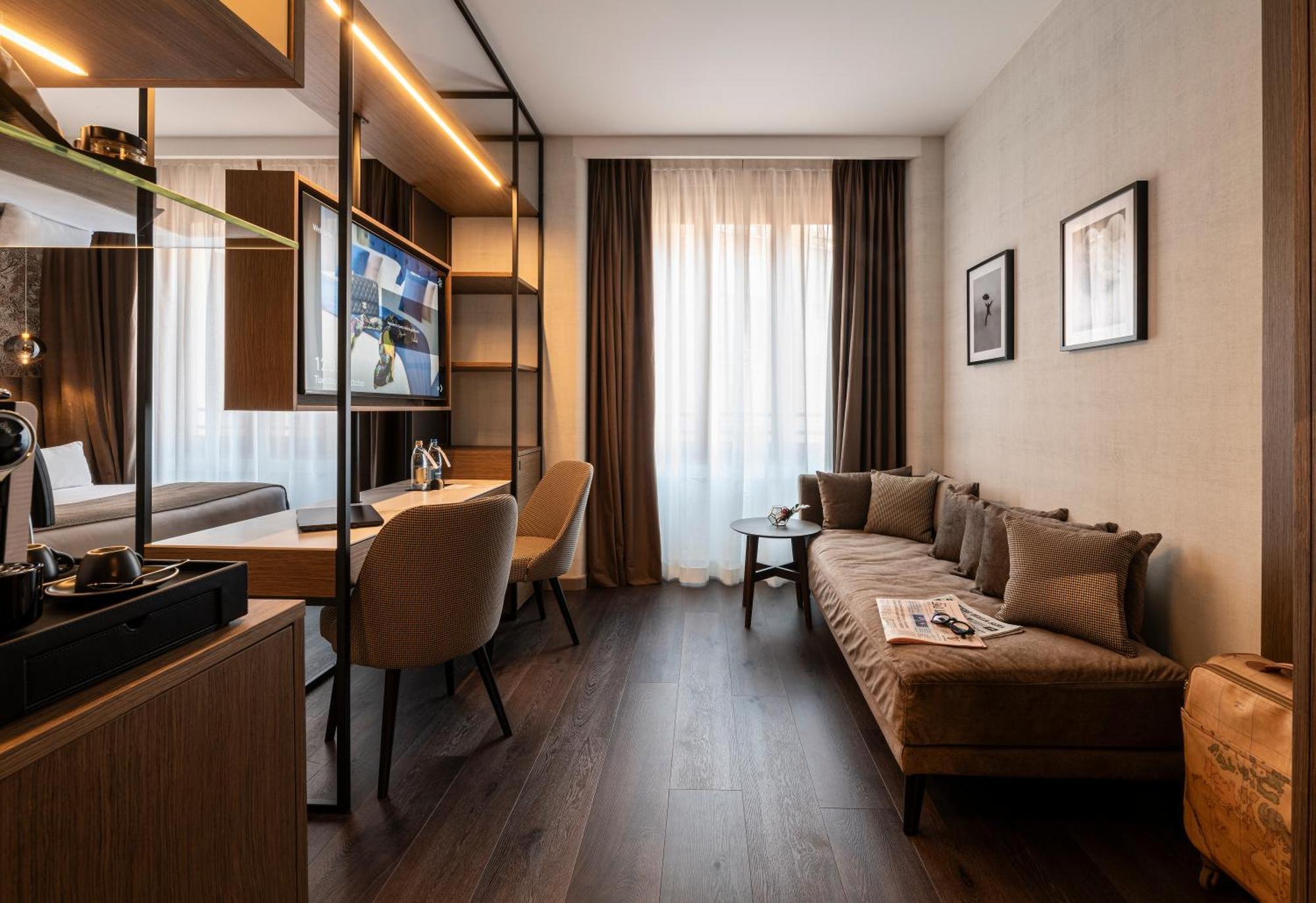 Apart-hotel Duomo & 4*